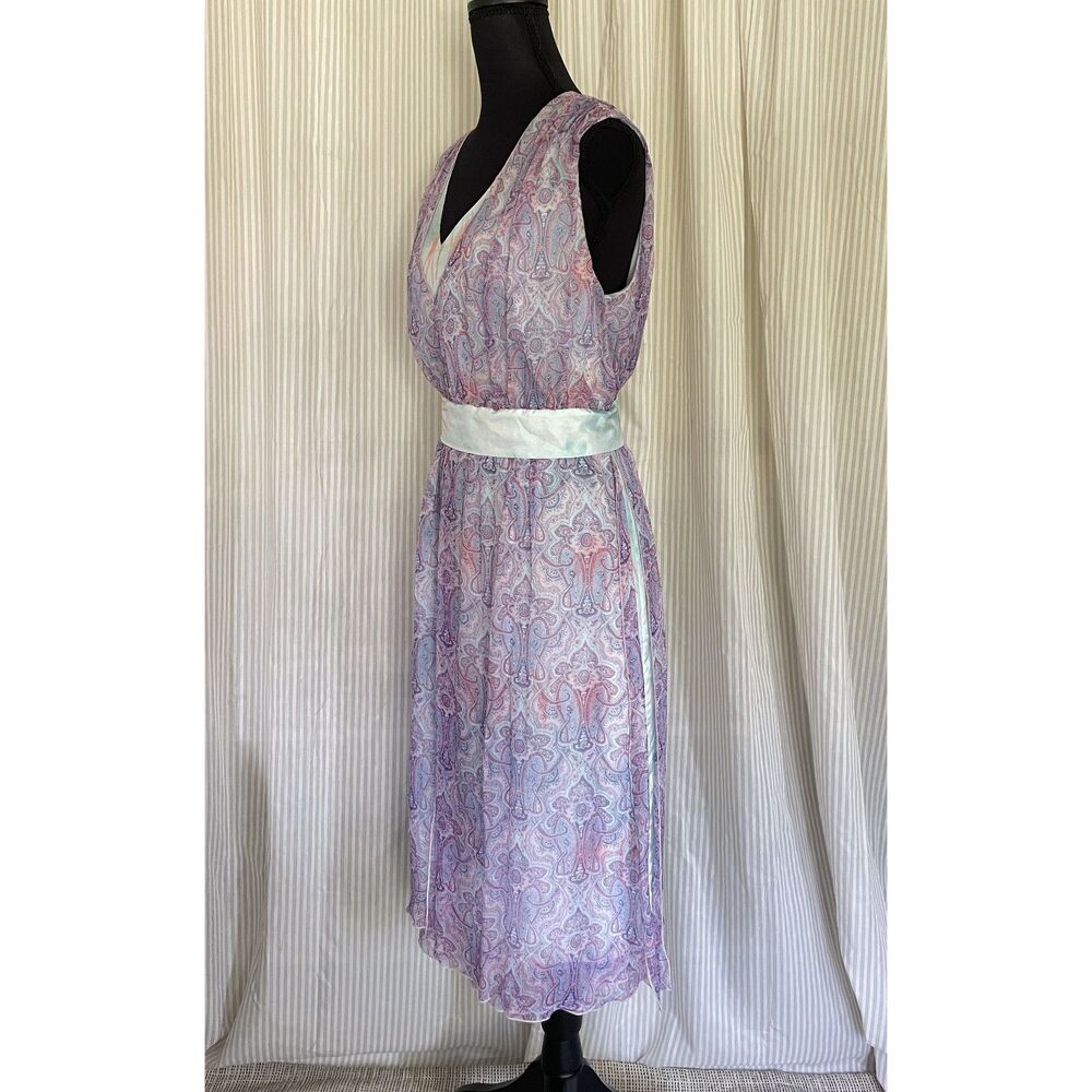 J. Peterman Women Silk Dress 8 Lavender Paisley Sleeveless Midi Empire Waist - Picture 3 of 8